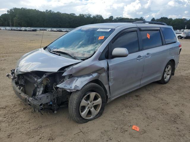 2014 TOYOTA SIENNA LE, 