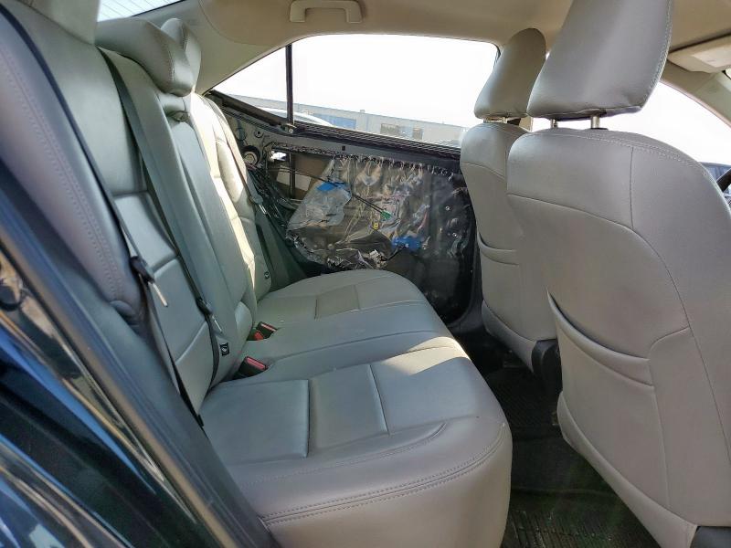 2T1BURHEXJC992592 - 2018 TOYOTA COROLLA L Blau Foto 10