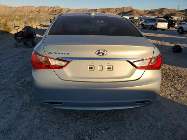 5NPEB4AC9BH072336 - 2011 HYUNDAI SONATA GLS SILVER photo 6