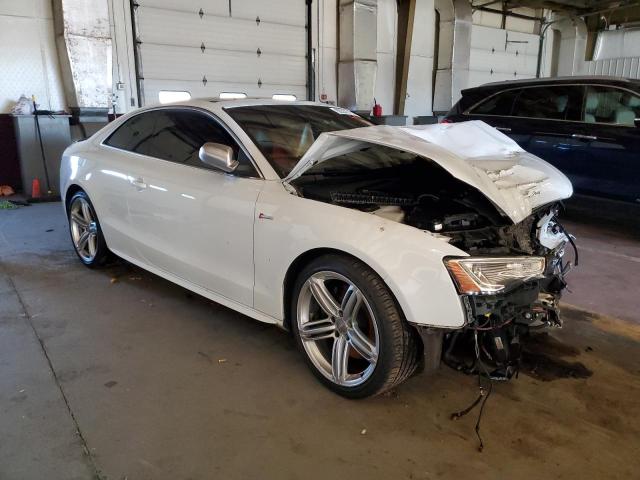 WAUCGAFR1DA032571 - 2013 AUDI S5 PREMIUM PLUS თეთრი ფოტო 4