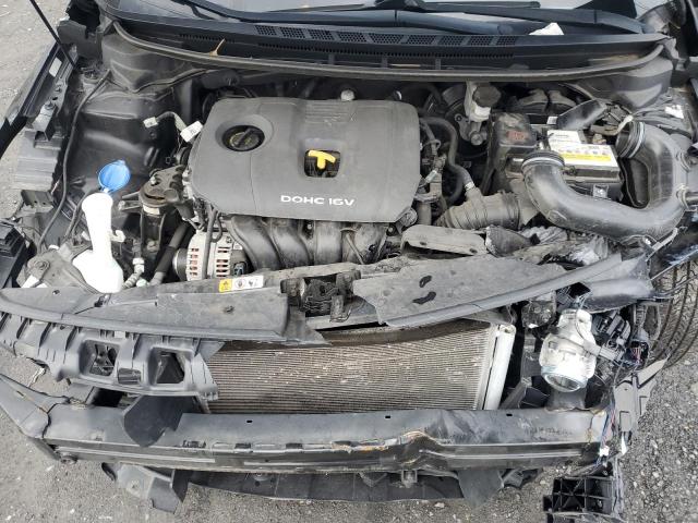 3KPFK4A76JE212613 - 2018 KIA FORTE LX BLACK photo 11