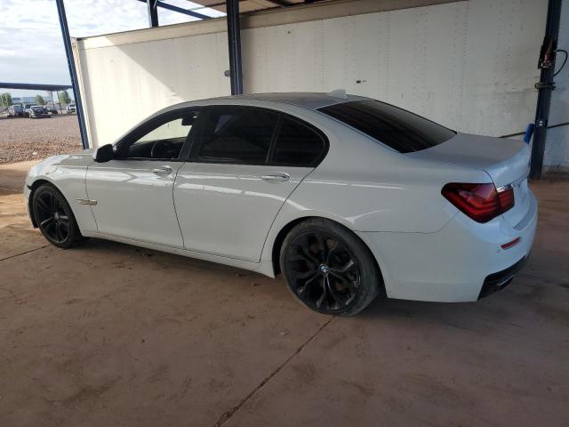 WBAYA8C55FG197752 - 2015 BMW 750 I 白色 照片 2