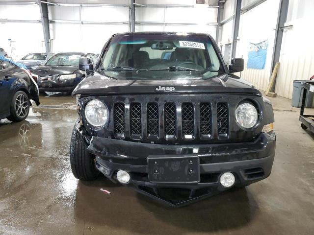 1C4NJRFB7GD580401 - 2016 JEEP PATRIOT LATITUDE BLACK photo 5