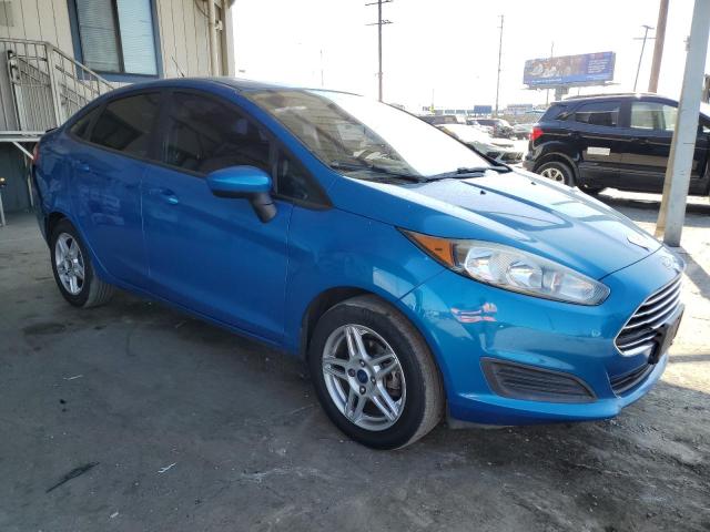3FADP4BJ2HM118575 - 2017 FORD FIESTA SE BLUE photo 4