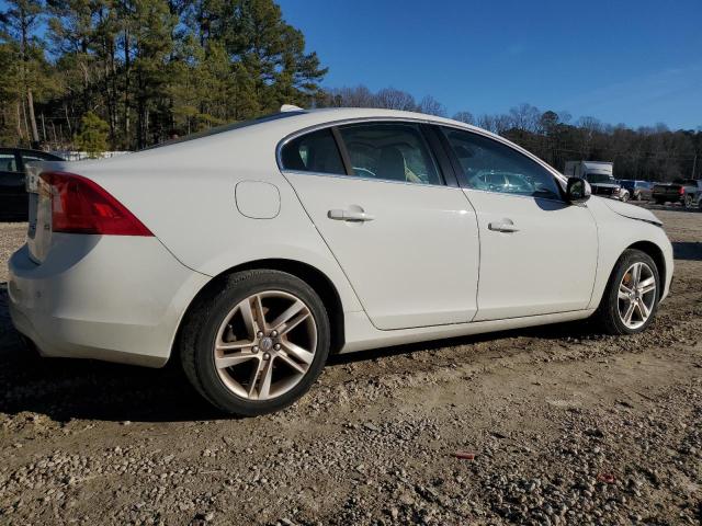 YV140MFM6F2354325 - 2015 VOLVO S60 PLATINUM WHITE photo 3