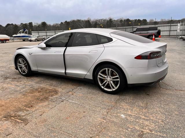 5YJSA1E17FF111670 - 2015 TESLA MODEL S SILVER photo 2