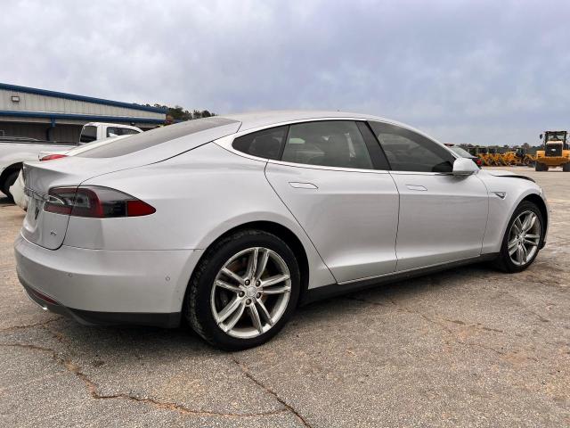 5YJSA1E17FF111670 - 2015 TESLA MODEL S SILVER photo 3