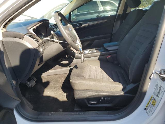 3FA6P0H72JR133566 - 2018 FORD FUSION SE Սպիտակ լուսանկար 7