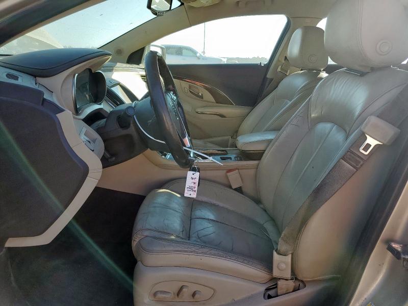 1G4GB5G32GF255287 - 2016 BUICK LACROSSE TAN photo 7