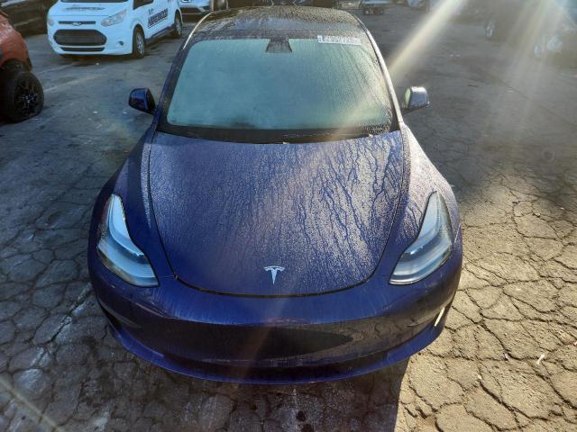 5YJ3E1EA3PF489852 - 2023 TESLA MODEL 3 ლურჯი ფოტო 5