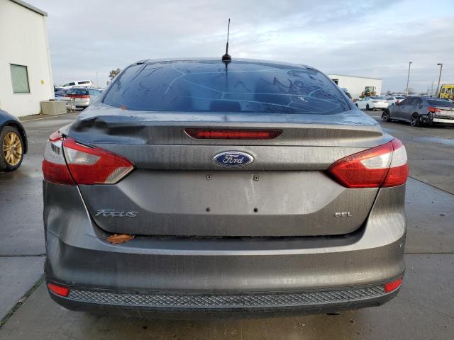 1FAHP3H28CL337496 - 2012 FORD FOCUS SEL GRAY photo 6