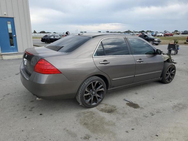 1HGCM665X7A010113 - 2007 HONDA ACCORD EX ნაცრისფერი ფოტო 3