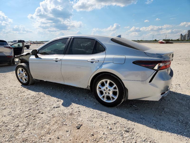 4T1G11AK3PU746832 - 2023 TOYOTA CAMRY SE NIGHT SHADE SILVER photo 2