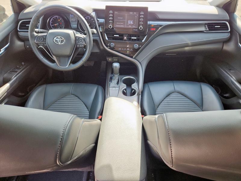 4T1G11AK3PU746832 - 2023 TOYOTA CAMRY SE NIGHT SHADE SILVER photo 8