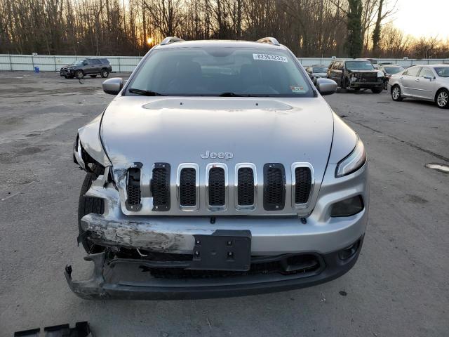 1C4PJMLB5JD548862 - 2018 JEEP CHEROKEE LATITUDE PLUS GRAY photo 5