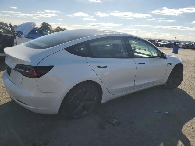 5YJ3E1EA5PF395357 - 2023 TESLA MODEL 3 白色 照片 3