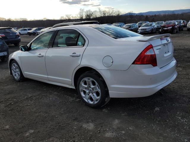 3FAHP0HAXAR227165 - 2010 FORD FUSION SE WHITE photo 2