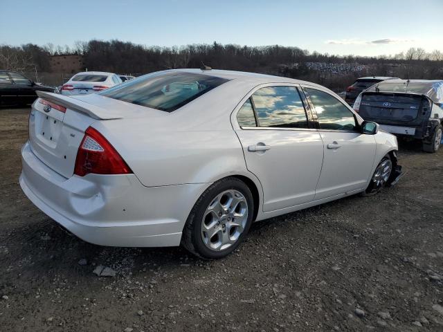 3FAHP0HAXAR227165 - 2010 FORD FUSION SE WHITE photo 3