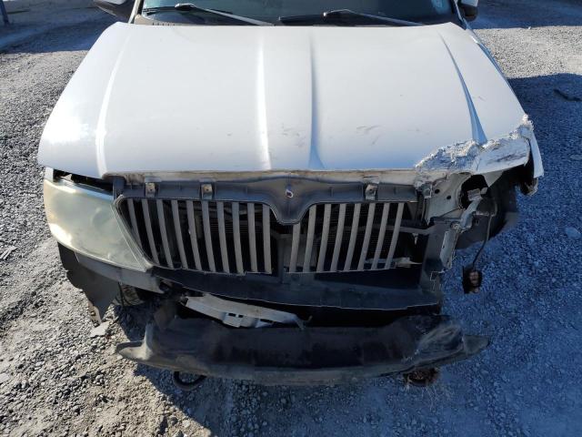 5LMFU27R93LJ40543 - 2003 LINCOLN NAVIGATOR WHITE photo 12