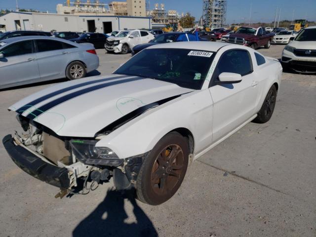 1ZVBP8AM2E5278135 - 2014 FORD MUSTANG WHITE photo 1