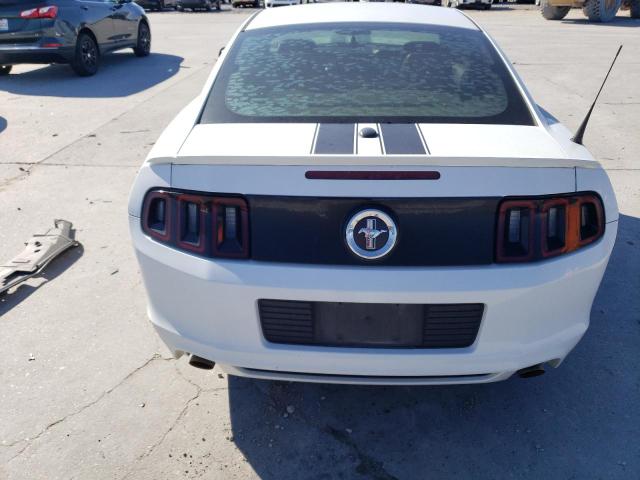 1ZVBP8AM2E5278135 - 2014 FORD MUSTANG WHITE photo 6