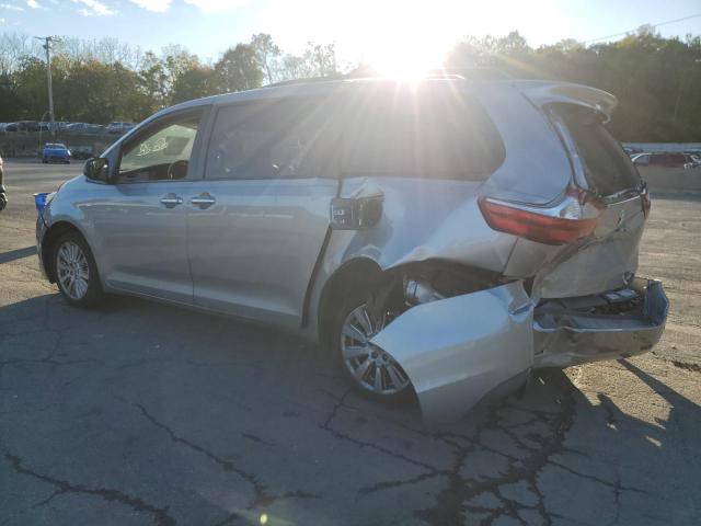 5TDDZ3DCXHS180951 - 2017 TOYOTA SIENNA XLE 银色 照片 2