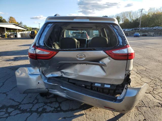 5TDDZ3DCXHS180951 - 2017 TOYOTA SIENNA XLE 银色 照片 6