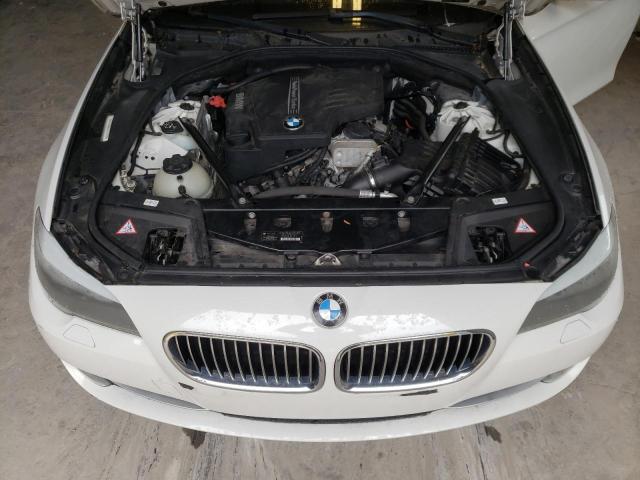 WBAXH5C59DD109578 - 2013 BMW 528 XI WHITE photo 11