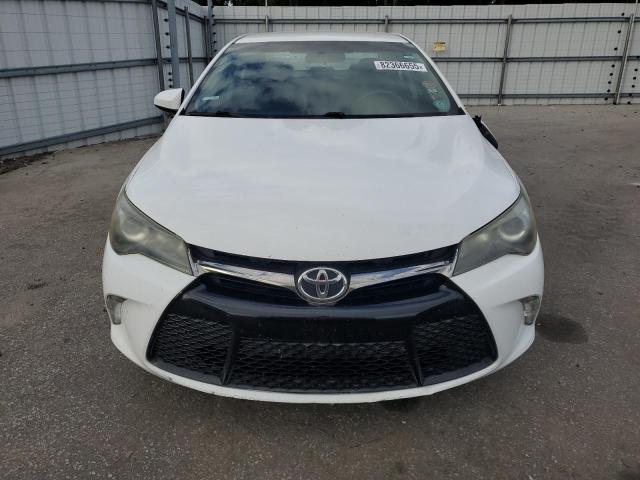 4T1BF1FK4FU901066 - 2015 TOYOTA CAMRY LE თეთრი ფოტო 5