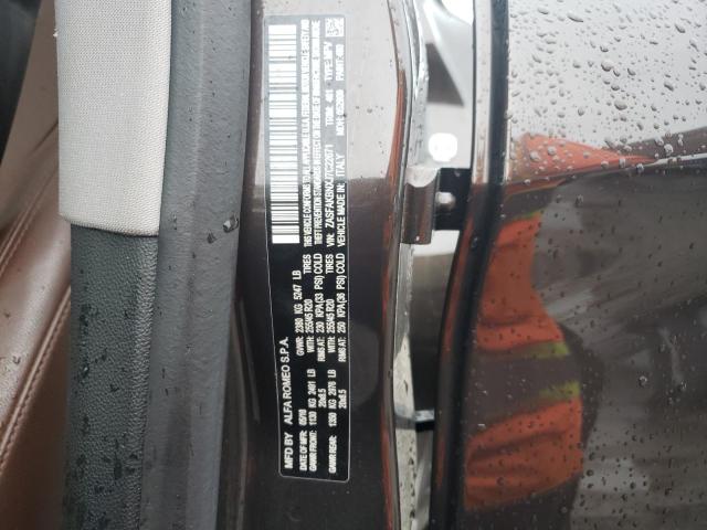 ZASFAKBNXJ7C22671 - 2018 ALFA ROMEO STELVIO TI BROWN photo 14