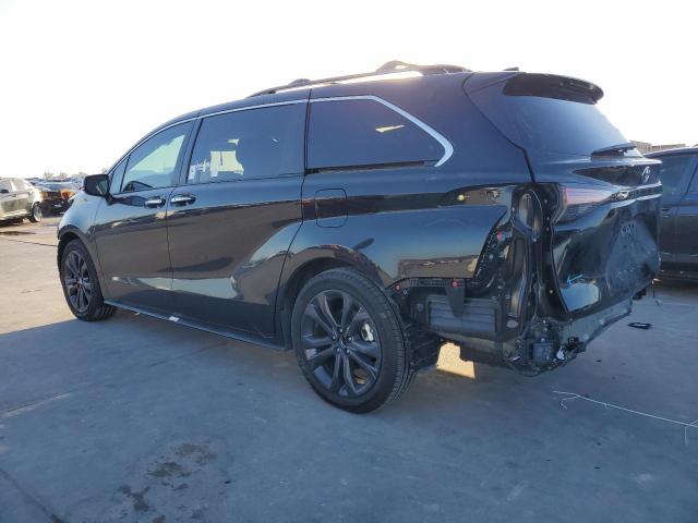 5TDDRKEC1PS175547 - 2023 TOYOTA SIENNA XSE BLACK photo 2