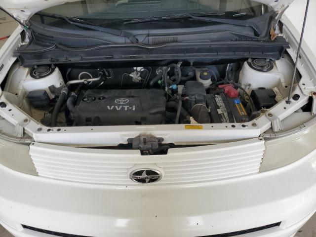 JTLKT324750198265 - 2005 TOYOTA SCION XB Ақ фото 11