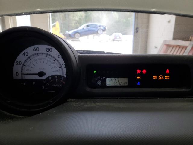 JTLKT324750198265 - 2005 TOYOTA SCION XB Ақ фото 9