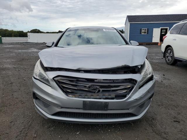 5NPE34AF4FH132732 - 2015 HYUNDAI SONATA SPORT ნაცრისფერი ფოტო 5