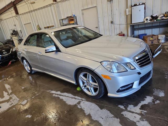 WDDHF8JB3DA754919 - 2013 MERCEDES-BENZ E 350 4MATIC SILVER photo 4