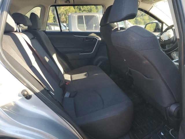 JTMH1RFV9KJ002091 - 2019 TOYOTA RAV4 LE ვერცხლისფერი ფოტო 11