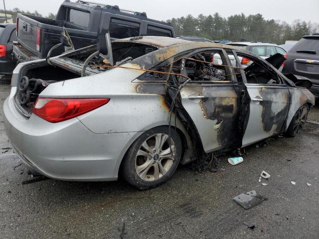 5NPEC4AC8BH079338 - 2011 HYUNDAI SONATA SE BURN photo 3