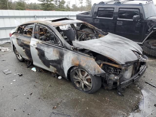 5NPEC4AC8BH079338 - 2011 HYUNDAI SONATA SE BURN photo 4