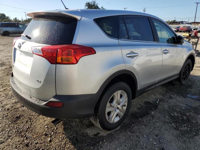 JTMZFREVXFJ032715 - 2015 TOYOTA RAV4 LE SILVER photo 3