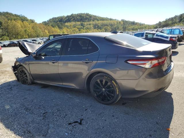 4T1C11AK5LU970760 - 2020 TOYOTA CAMRY LE GRAY photo 2