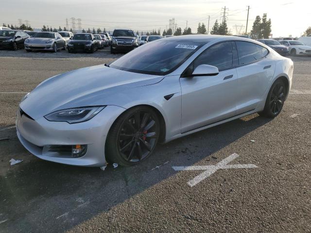 5YJSA1E24HF229834 - 2017 TESLA MODEL S ვერცხლისფერი ფოტო 1