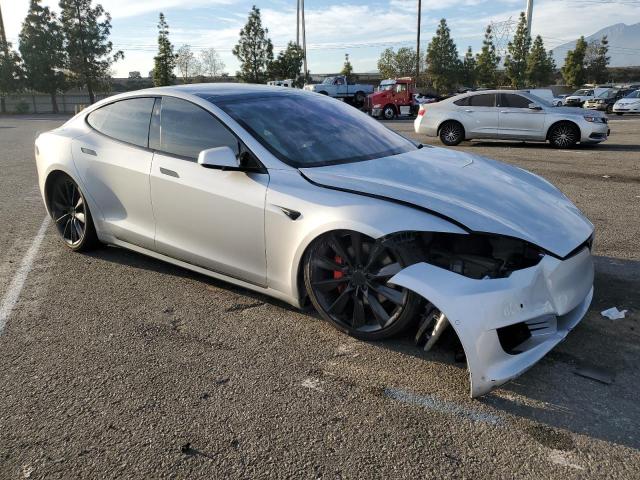 5YJSA1E24HF229834 - 2017 TESLA MODEL S ვერცხლისფერი ფოტო 4