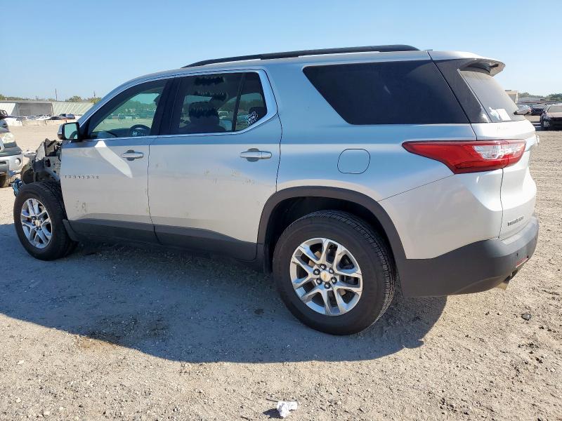 1GNERGKW7KJ303819 - 2019 CHEVROLET TRAVERSE LT SILVER photo 2