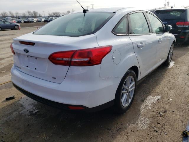 1FADP3F22JL215389 - 2018 FORD FOCUS SE WHITE photo 3