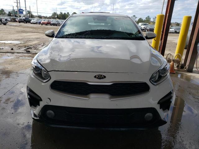 3KPF24AD0ME400196 - 2021 KIA FORTE FE WHITE photo 5