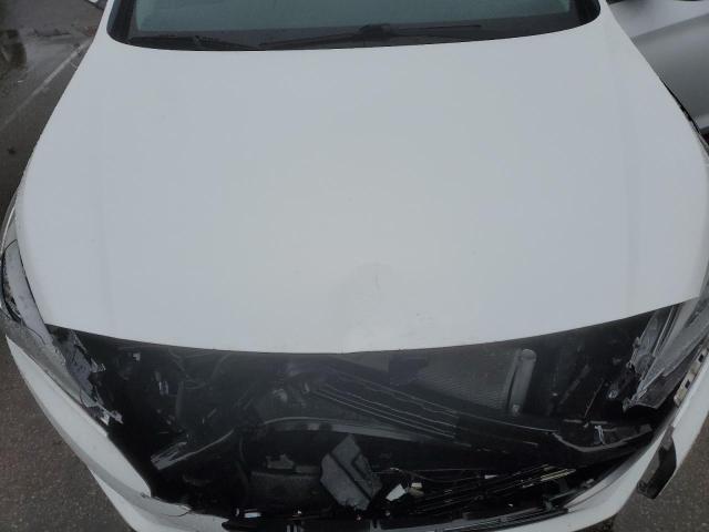 5NPE24AF1GH372549 - 2016 HYUNDAI SONATA SE WHITE photo 11