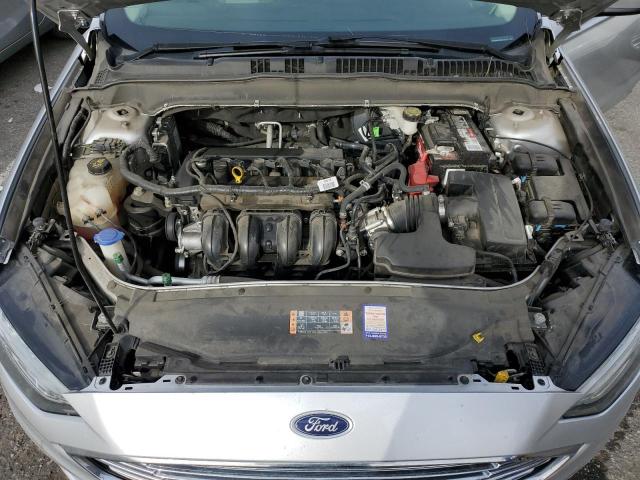 3FA6P0H78HR142735 - 2017 FORD FUSION SE SILVER photo 11