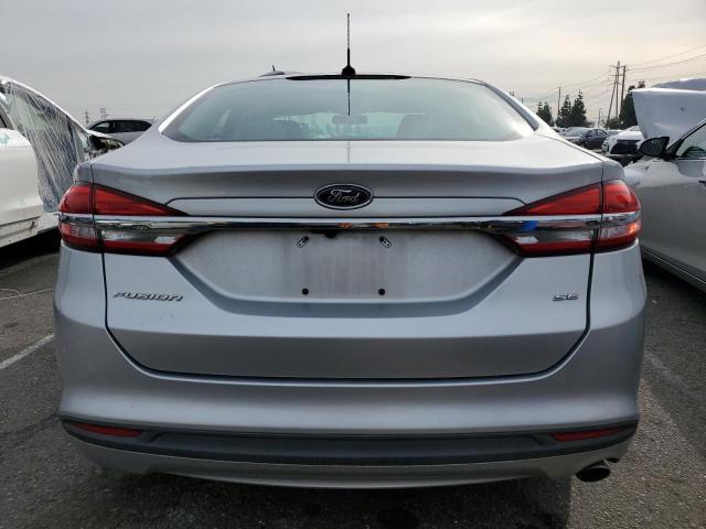 3FA6P0H78HR142735 - 2017 FORD FUSION SE SILVER photo 6