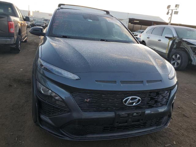 KM8K3CA38NU857365 - 2022 HYUNDAI KONA N LINE CHARCOAL photo 5