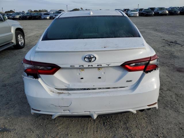 4T1S11AK0PU787459 - 2023 TOYOTA CAMRY SE NIGHT SHADE WHITE photo 6